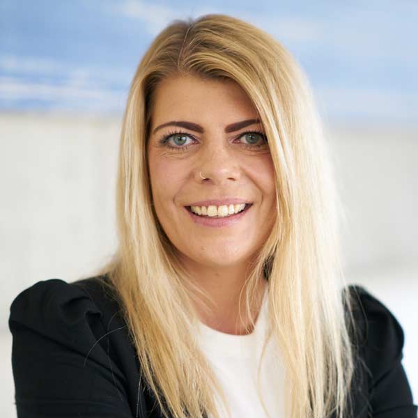 Nadine Koll